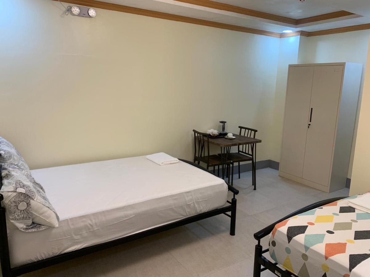 Zl Travelers Inn Batuan 外观 照片