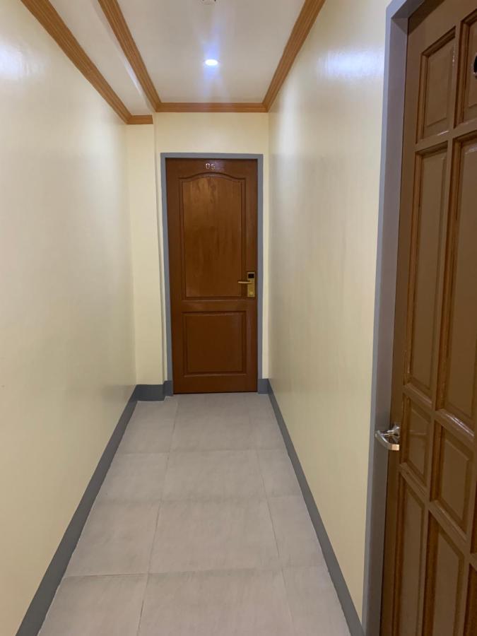 Zl Travelers Inn Batuan 外观 照片