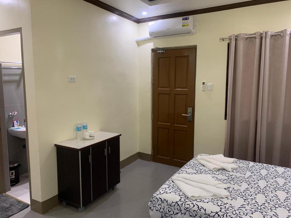 Zl Travelers Inn Batuan 外观 照片