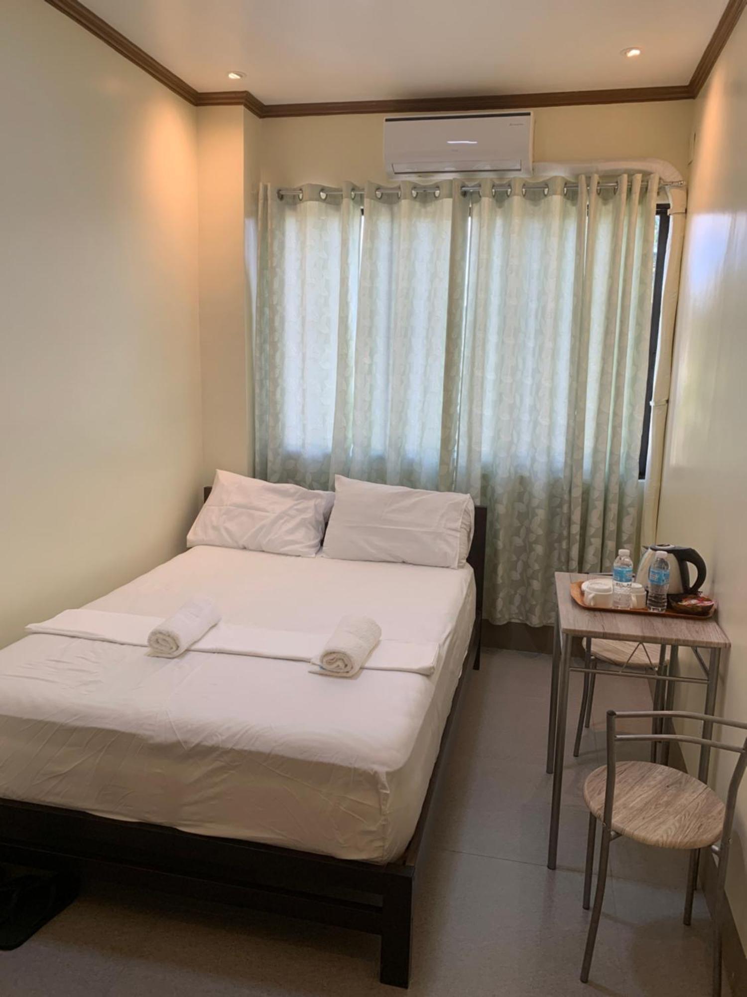 Zl Travelers Inn Batuan 外观 照片