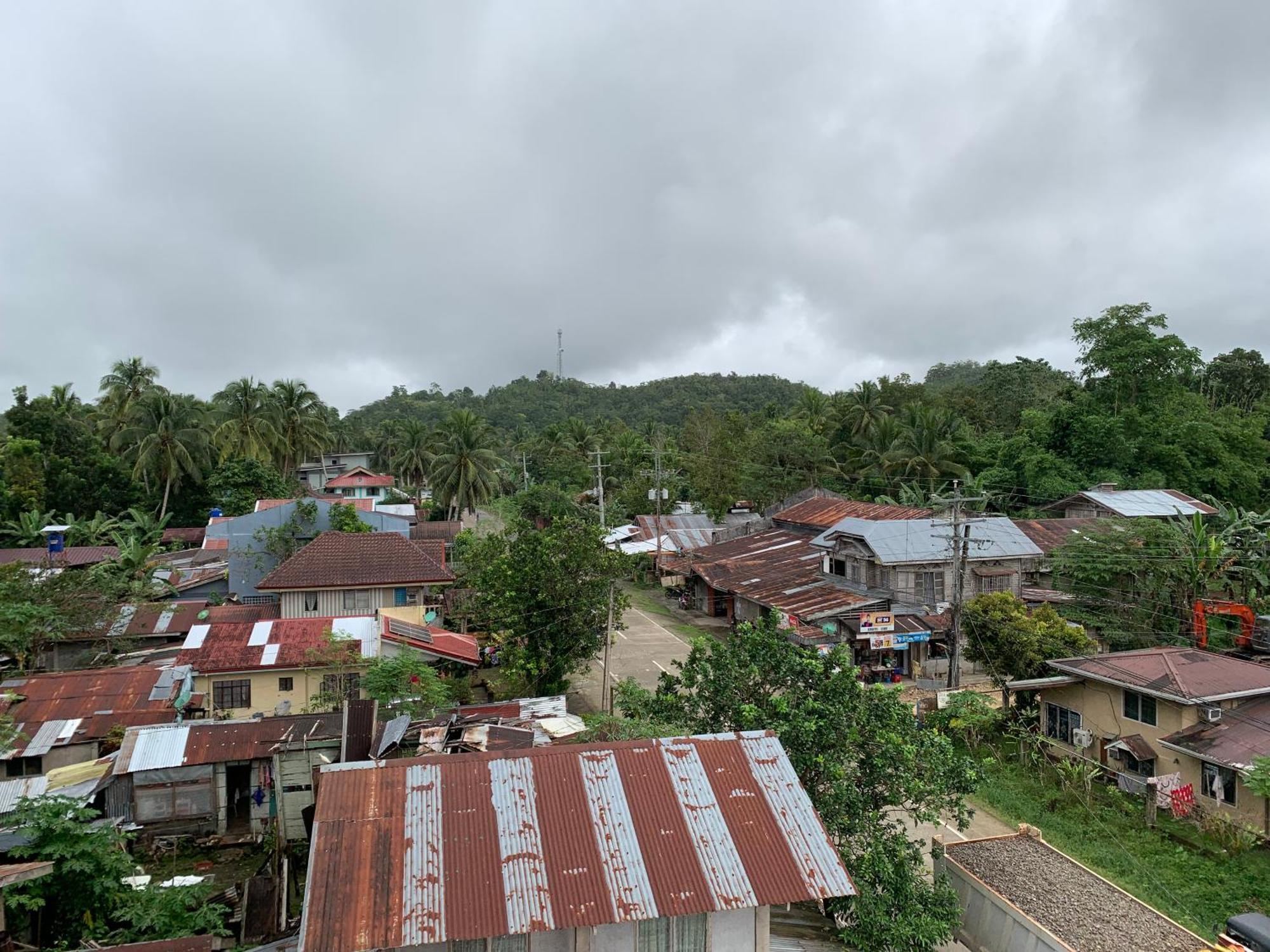 Zl Travelers Inn Batuan 外观 照片