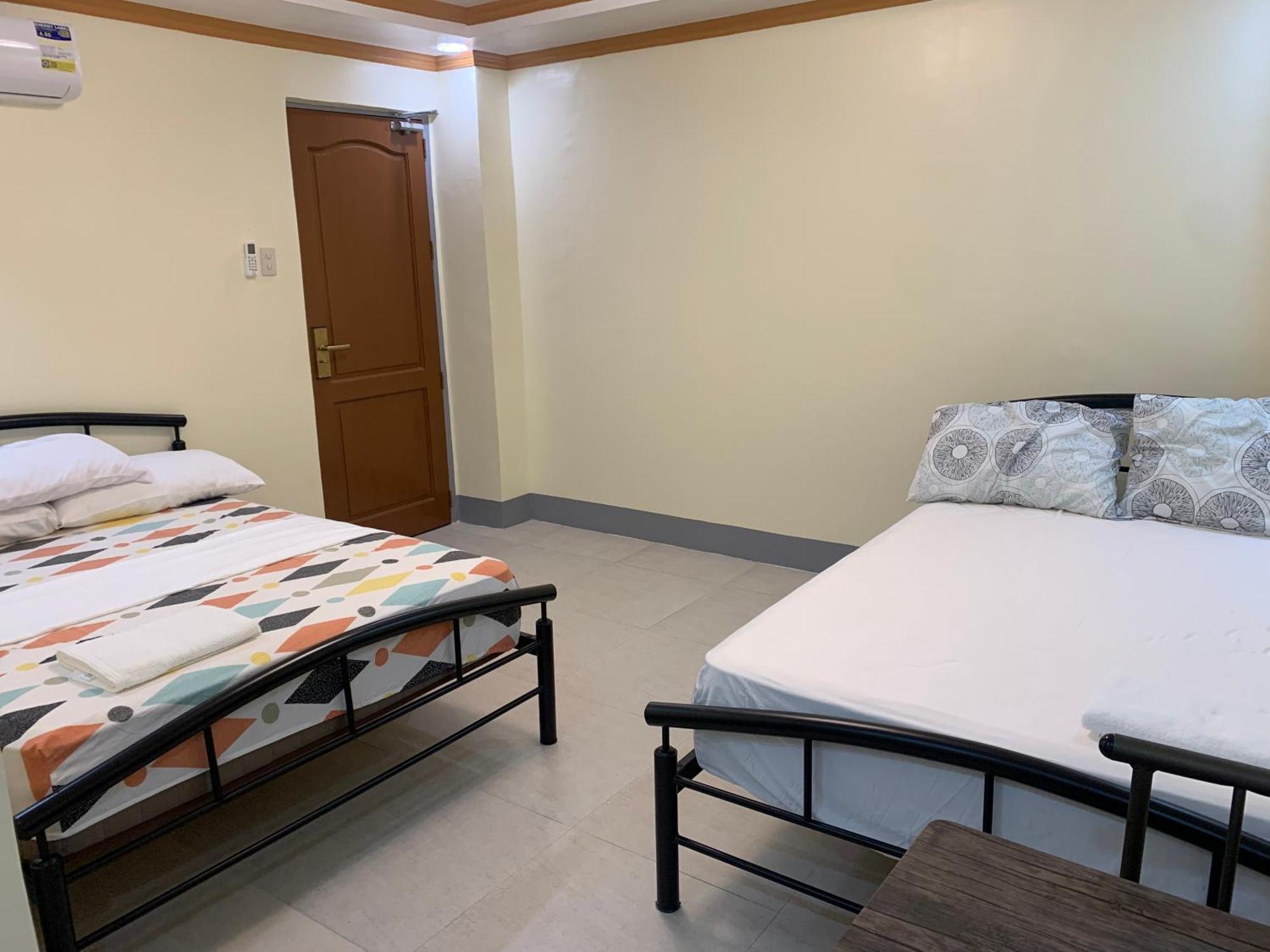 Zl Travelers Inn Batuan 外观 照片