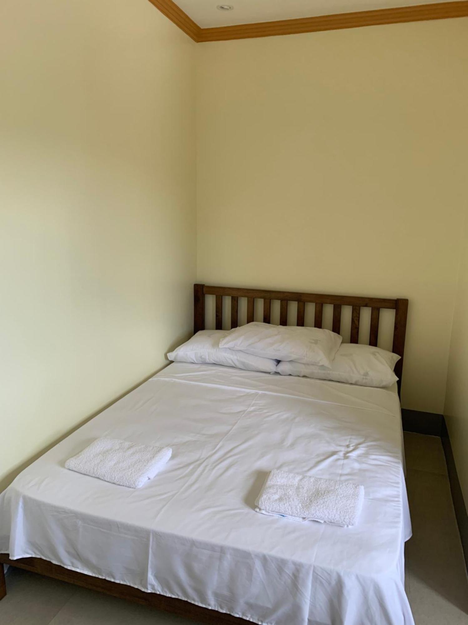 Zl Travelers Inn Batuan 外观 照片